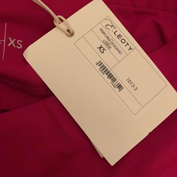 NWT E. Leoty full length red stretchy leggings tights running size extra small - Picture 5 of 6